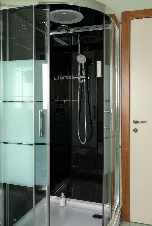 Best Western Hotel Leonardo Da Vinci แอร์บา ภายนอก รูปภาพ
