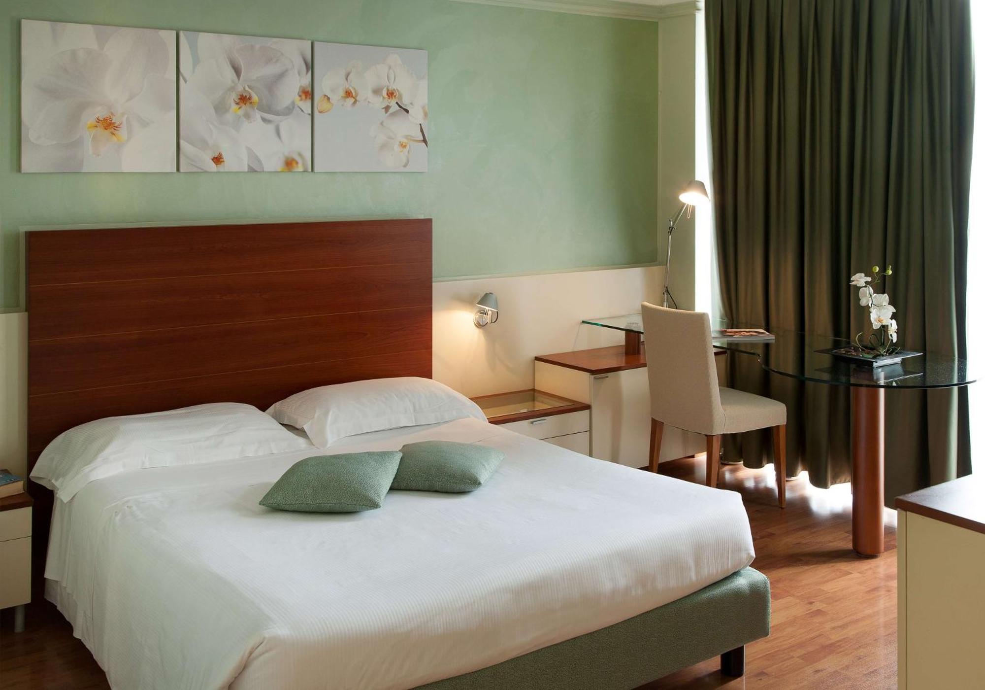 Best Western Hotel Leonardo Da Vinci แอร์บา ภายนอก รูปภาพ