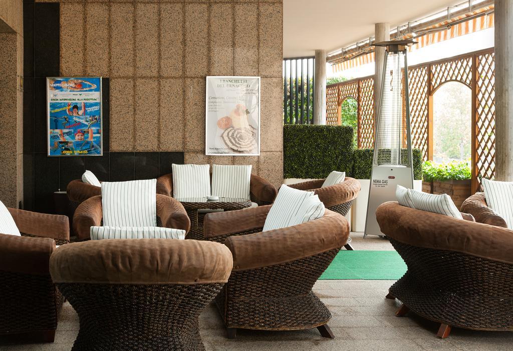 Best Western Hotel Leonardo Da Vinci แอร์บา ภายนอก รูปภาพ